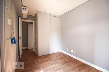 Quarto 1 de apartamento para alugar com 3 quartos, 85m² em Vila Olímpia, São Paulo