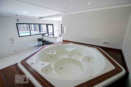 Área comum -Jacuzzi de apartamento para alugar com 1 quarto, 47m² em Parque Monte Líbano, Mogi das Cruzes