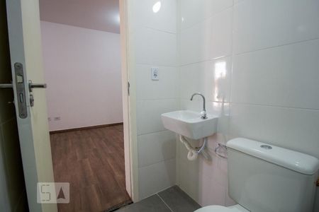 Banheiro de apartamento para alugar com 1 quarto, 35m² em Vila Matilde, São Paulo