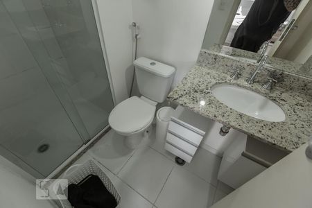 Banheiro de kitnet/studio para alugar com 1 quarto, 40m² em Campos Elíseos, São Paulo