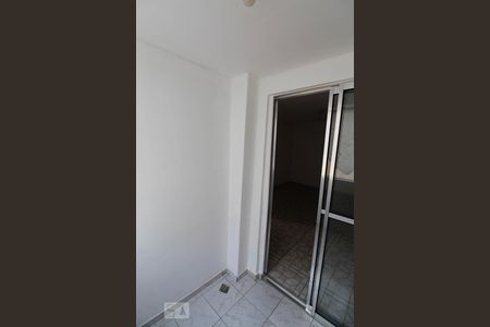 Varanda de apartamento para alugar com 2 quartos, 64m² em Vila Galvão, Guarulhos