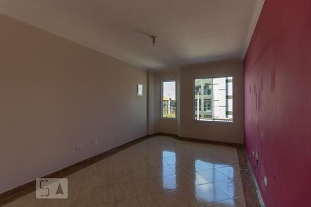 Sala de casa à venda com 3 quartos, 200m² em Chácara Mafalda, São Paulo