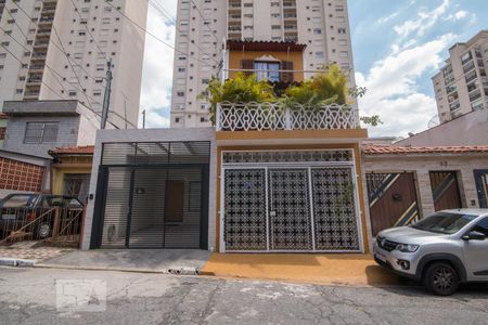 Fachada de casa à venda com 4 quartos, 280m² em Vila Gomes Cardim, São Paulo