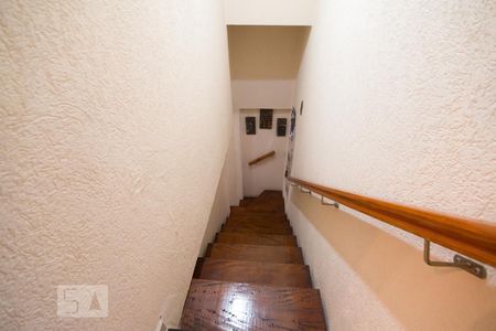 escada de entrada de casa à venda com 4 quartos, 280m² em Vila Gomes Cardim, São Paulo