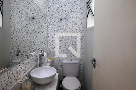 Lavabo de casa de condomínio à venda com 3 quartos, 167m² em Vila Nair, São Paulo