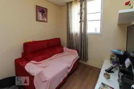 Sala de apartamento para alugar com 3 quartos, 69m² em Sítio Pinheirinho, São Paulo