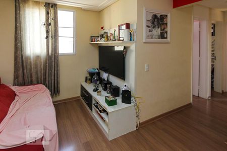 Sala de apartamento para alugar com 3 quartos, 69m² em Sítio Pinheirinho, São Paulo