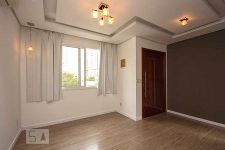 Sala  de casa para alugar com 3 quartos, 190m² em Vila Ipiranga, Porto Alegre