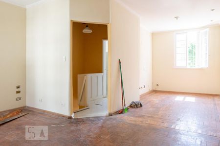 Sala de casa para alugar com 2 quartos, 180m² em Barra Funda, São Paulo