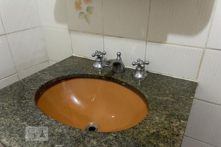 Banheiro de apartamento para alugar com 2 quartos, 70m² em Centro, Diadema