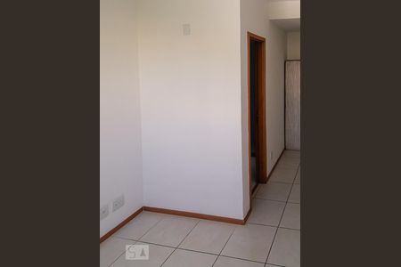 Quarto suite de apartamento para alugar com 2 quartos, 68m² em Recreio dos Bandeirantes, Rio de Janeiro