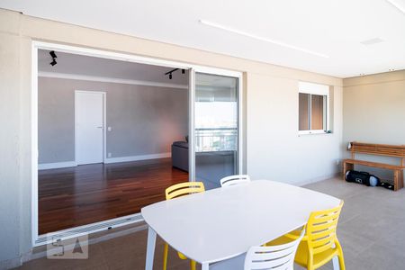 Varanda de apartamento para alugar com 2 quartos, 135m² em Vila Cruzeiro, São Paulo