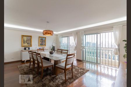 Sala de apartamento à venda com 4 quartos, 200m² em Cambuci, São Paulo