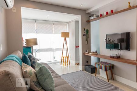 Sala de Estar de apartamento para alugar com 2 quartos, 55m² em Sumaré, São Paulo