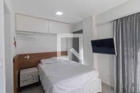 Sala/Quarto de apartamento para alugar com 1 quarto, 27m² em Alto da Rua Xv, Curitiba