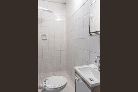Apartamento à venda com 96m², 3 quartos e sem vaga Apartamento à venda com 96m², 3 quartos e sem vagaBanheiro de Serviço