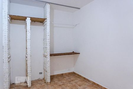 Apartamento à venda com 96m², 3 quartos e sem vaga Apartamento à venda com 96m², 3 quartos e sem vagaQuarto de Serviço