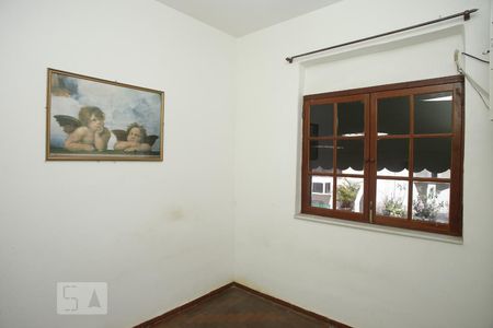 Quarto 1 de casa para alugar com 2 quartos, 60m² em Grajau, Rio de Janeiro