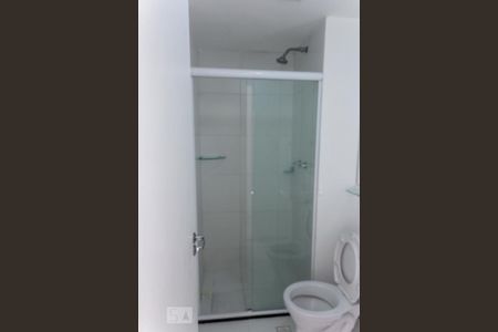 Banheiro de apartamento para alugar com 2 quartos, 48m² em Centro, Diadema