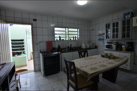 Cozinha de casa à venda com 3 quartos, 140m² em Chácara Califórnia, São Paulo