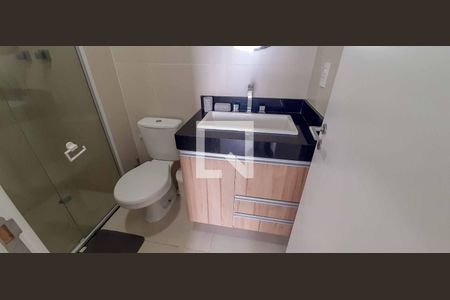 Banheiro de apartamento para alugar com 1 quarto, 33m² em Centro, Osasco