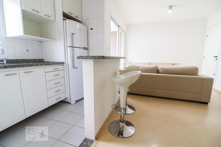 Sala/Cozinha de apartamento à venda com 1 quarto, 45m² em Bela Vista, São Paulo