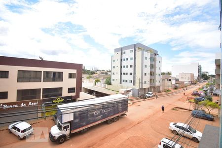 Vista do Quarto Suíte de apartamento para alugar com 2 quartos, 70m² em Setor Habitacional Vicente Pires, Brasília