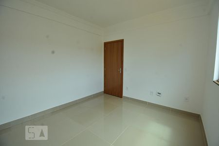 Quarto Suíte de apartamento para alugar com 2 quartos, 70m² em Setor Habitacional Vicente Pires, Brasília