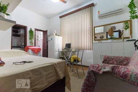 Sala/Quarto - Ar condicionado de kitnet/studio para alugar com 1 quarto, 24m² em Flamengo, Rio de Janeiro