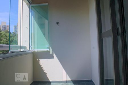 Sacada de apartamento para alugar com 3 quartos, 110m² em Chácara Agrindus, Taboão da Serra