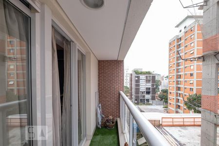 Varanda de apartamento à venda com 1 quarto, 47m² em Pinheiros, São Paulo
