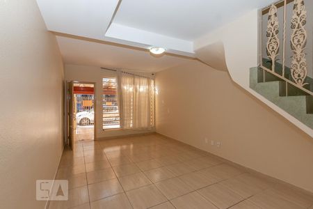 Sala de casa para alugar com 2 quartos, 103m² em Chácara Santo Antônio (zona Sul), São Paulo