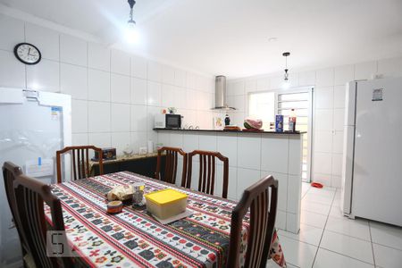 Cozinha de casa à venda com 3 quartos, 120m² em Jardim Santos Dumont, São Paulo