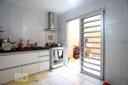 Cozinha de casa à venda com 3 quartos, 120m² em Jardim Santos Dumont, São Paulo