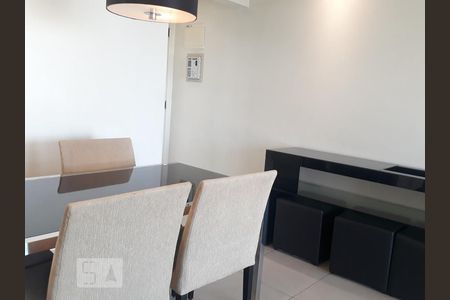 Sala de jantar de apartamento para alugar com 2 quartos, 58m² em Jardim Bonfiglioli, São Paulo