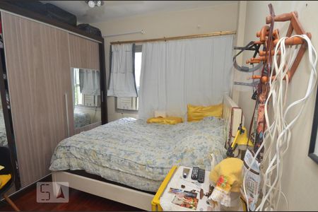 Quarto 1 de apartamento para alugar com 2 quartos, 68m² em Copacabana, Rio de Janeiro