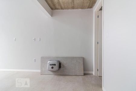 Cozinha de kitnet/studio para alugar com 1 quarto, 24m² em Azenha, Porto Alegre