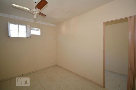 Quarto 1 de apartamento para alugar com 2 quartos, 50m² em Quintino Bocaiúva, Rio de Janeiro