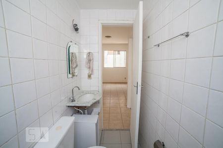 Banheiro Social de apartamento à venda com 2 quartos, 55m² em Horto, Belo Horizonte