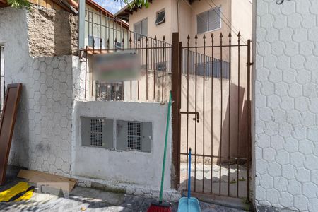 Casa à venda com 70m², 1 quarto e sem vaga Casa à venda com 70m², 1 quarto e sem vagaFachada