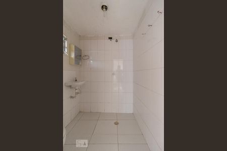 Casa à venda com 70m², 1 quarto e sem vaga Casa à venda com 70m², 1 quarto e sem vagaBanheiro