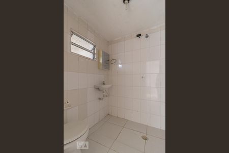 Casa à venda com 70m², 1 quarto e sem vaga Casa à venda com 70m², 1 quarto e sem vagaBanheiro
