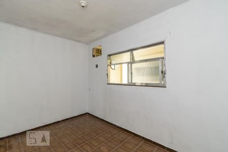 Quarto 1 de casa para alugar com 2 quartos, 60m² em Irajá, Rio de Janeiro