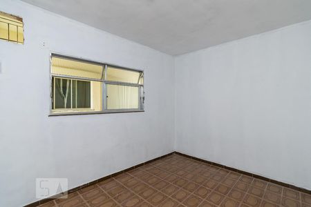 Quarto 1 de casa para alugar com 2 quartos, 60m² em Irajá, Rio de Janeiro