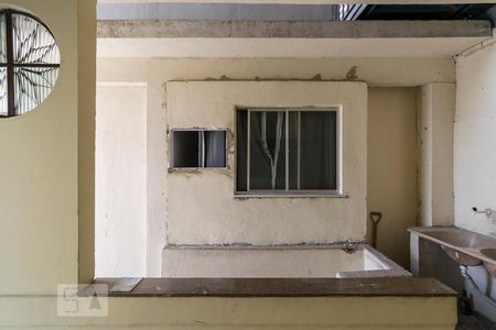 Vista do Quarto 1 de casa para alugar com 2 quartos, 60m² em Irajá, Rio de Janeiro