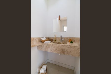 Lavabo de casa de condomínio à venda com 4 quartos, 300m² em Alphaville, Santana de Parnaíba