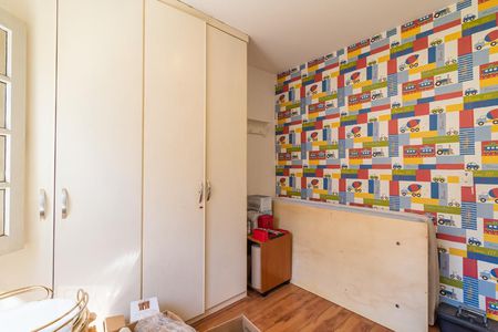 Casa de condomínio à venda com 300m², 4 quartos e 6 vagas Casa de condomínio à venda com 300m², 4 quartos e 6 vagasQuarto 3