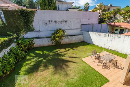 Casa de condomínio à venda com 300m², 4 quartos e 6 vagas Casa de condomínio à venda com 300m², 4 quartos e 6 vagasVista do quarto 2