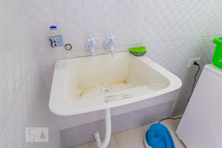 Casa de condomínio à venda com 300m², 4 quartos e 6 vagas Casa de condomínio à venda com 300m², 4 quartos e 6 vagasÁrea de Serviço