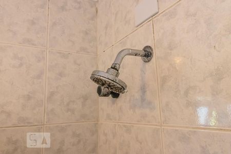 Casa de condomínio à venda com 300m², 4 quartos e 6 vagas Casa de condomínio à venda com 300m², 4 quartos e 6 vagasBanheiro